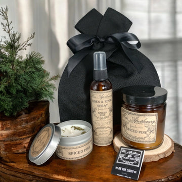 The Little Black Bag Aromatherapy Gift Set : Spiced Pine